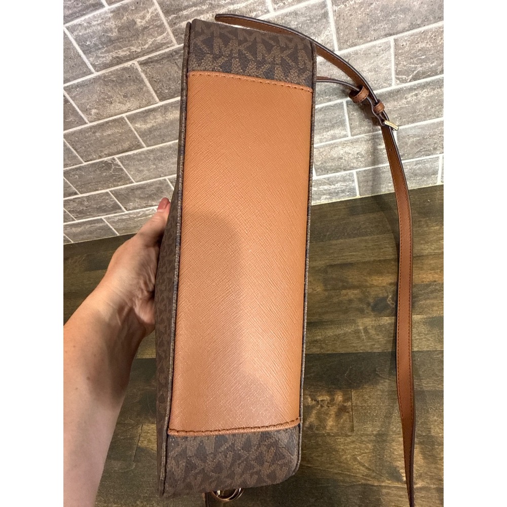 Michael Kors Jet Set Large Crossbody Bag Brown MK Signature Logo 35T8GTTC9B - Picture 6 of 11